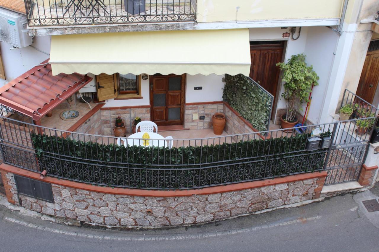 La Nina Apartment Taormina Ngoại thất bức ảnh