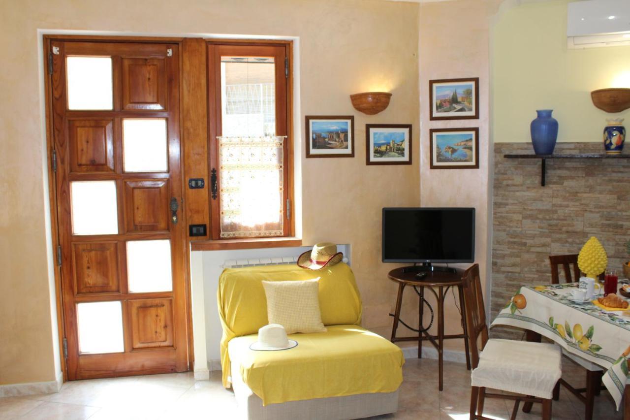 La Nina Apartment Taormina Ngoại thất bức ảnh